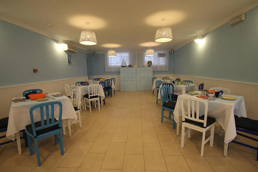 Hotel Belvedere Spiaggia Rimini 3*,