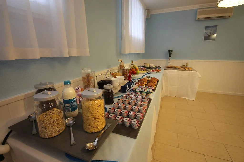 Hotel Belvedere Spiaggia Rimini Italien